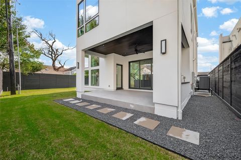 Tiny photo for 2232 Swift Boulevard, Houston, TX 77030 (MLS # 74312200)