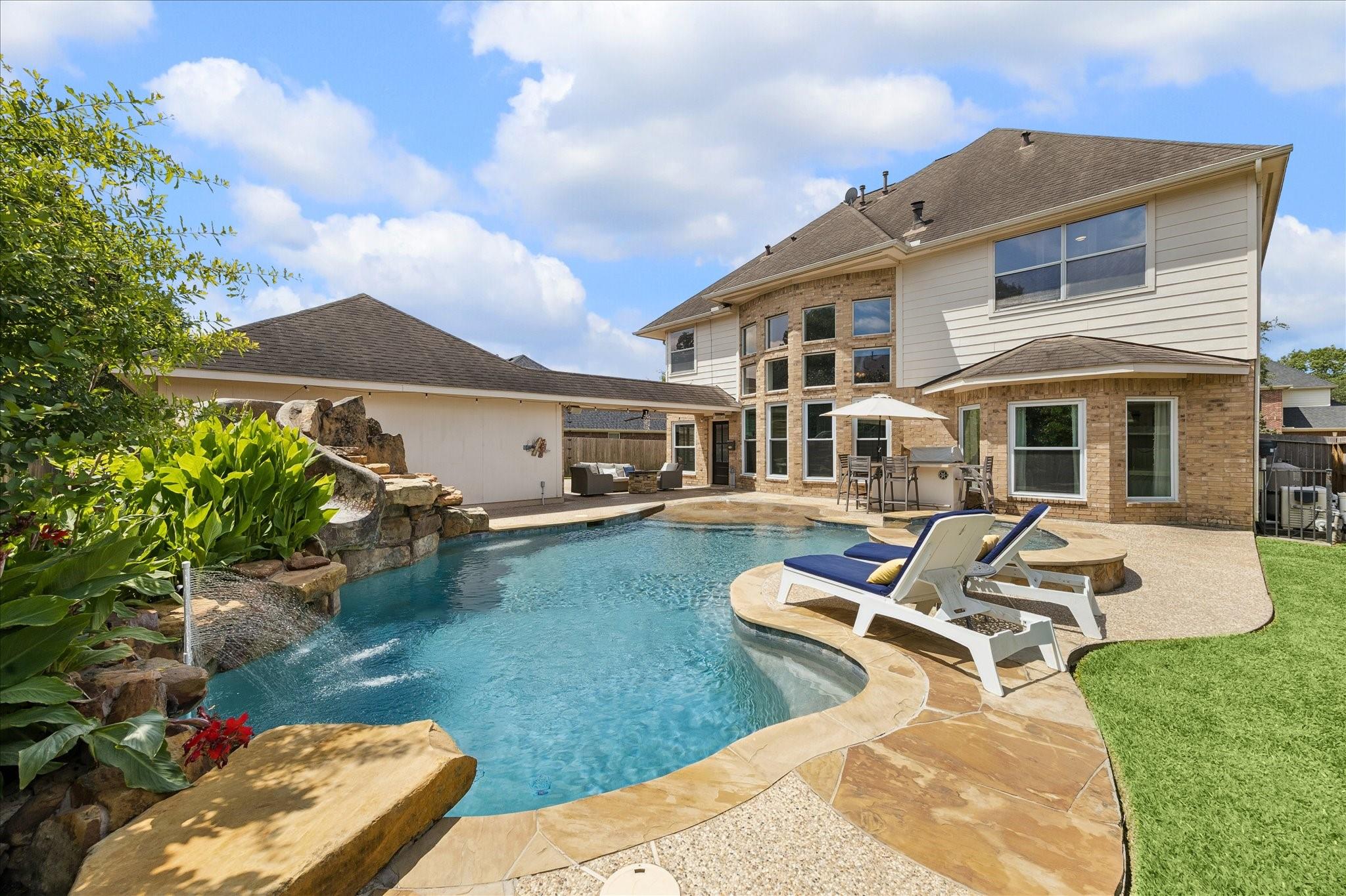 21310 Heartwood Oak Trail