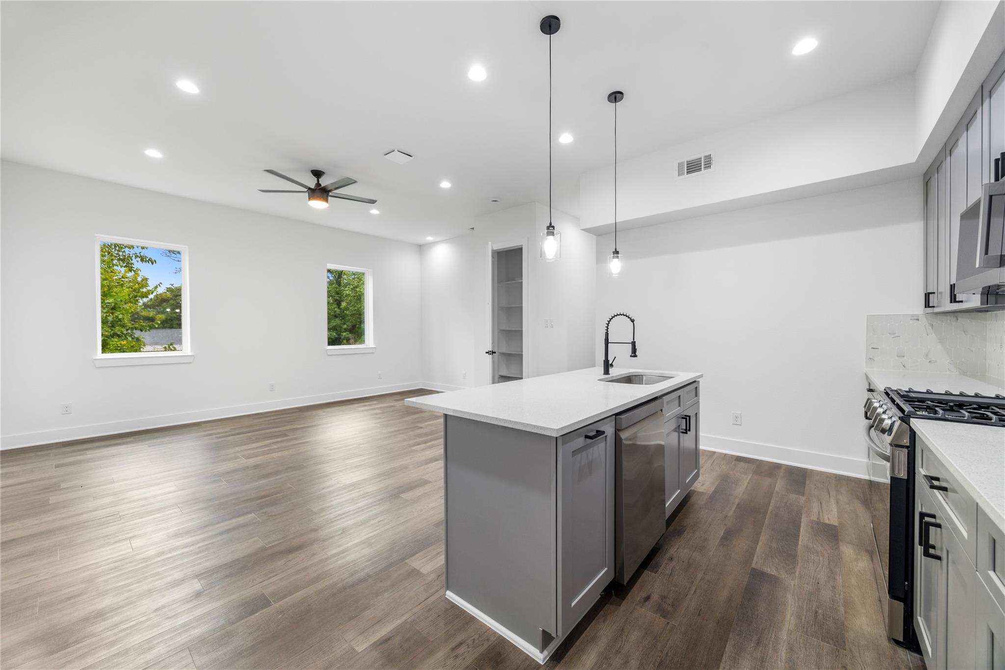 6804 Arabella Street A