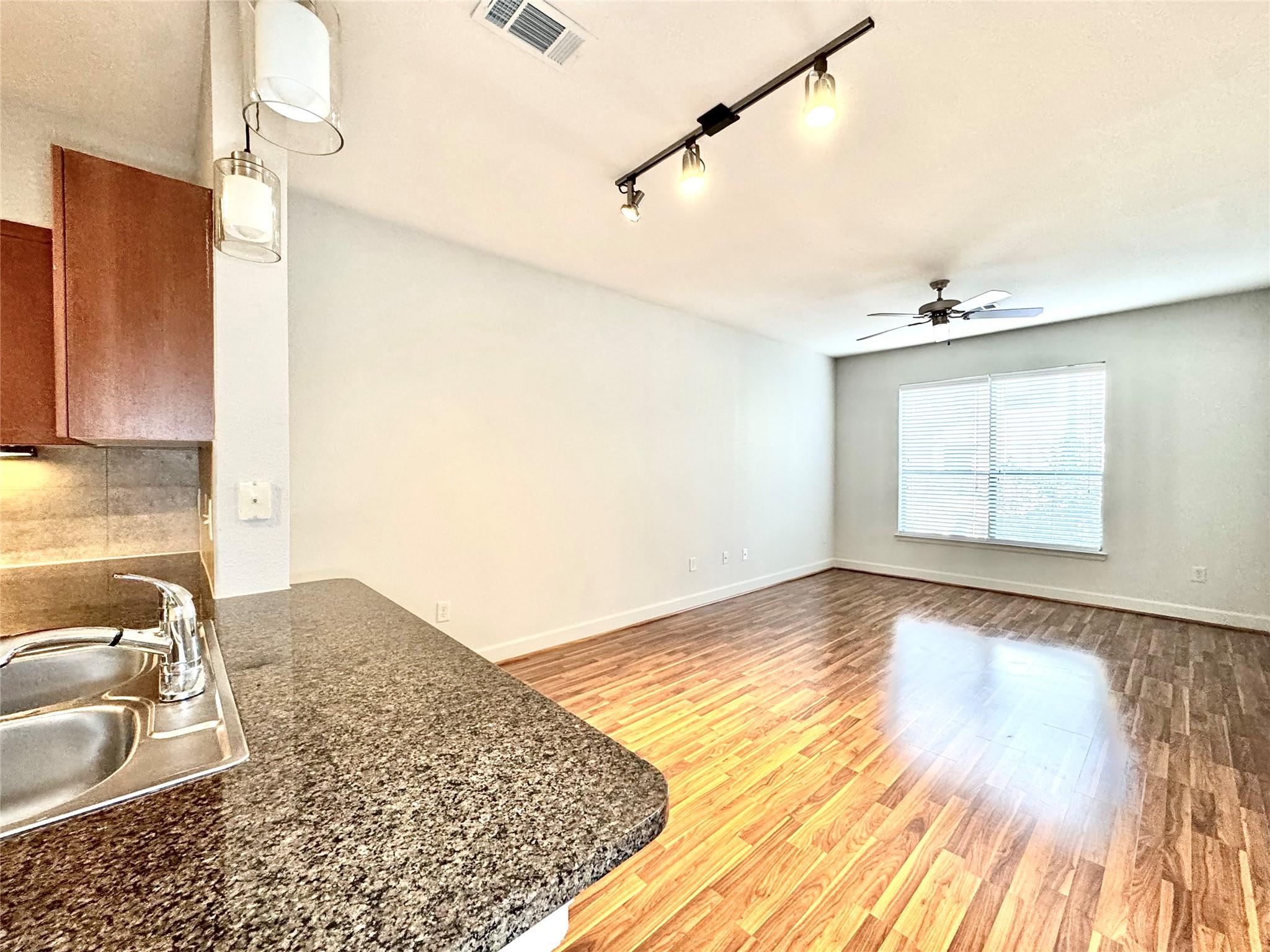 3333 Weslayan St Street 2358