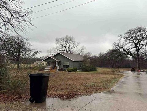 Photo of 2130 Tarver Road, Burleson, TX 76028 (MLS # 7283061)