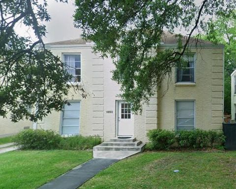 Photo of 1850 W Main Street #02, Houston, TX 77098 (MLS # 64462086)
