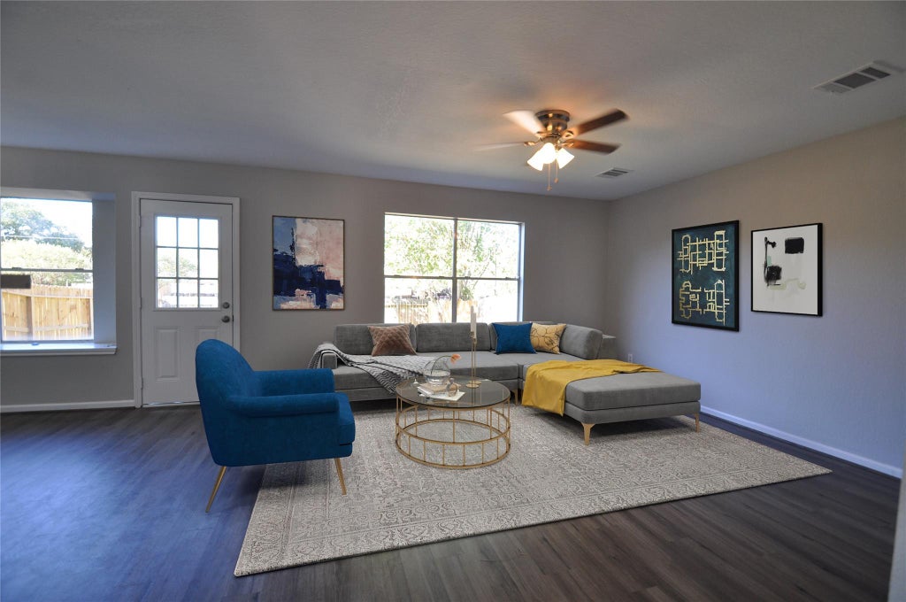 Photo of 2113 Whittier Drive, Houston, TX 77032 (MLS # 96386188)