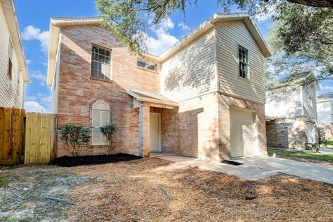 Homes For Sale - 2113 Whittier Drive<br/> Harris County, Houston, TX 77032
