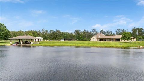 Photo of 2014 Fish Lake Road, Kountze, TX 77625 (MLS # 51580394)