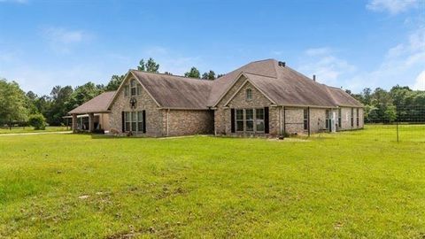 Tiny photo for 2014 Fish Lake Road, Kountze, TX 77625 (MLS # 51580394)