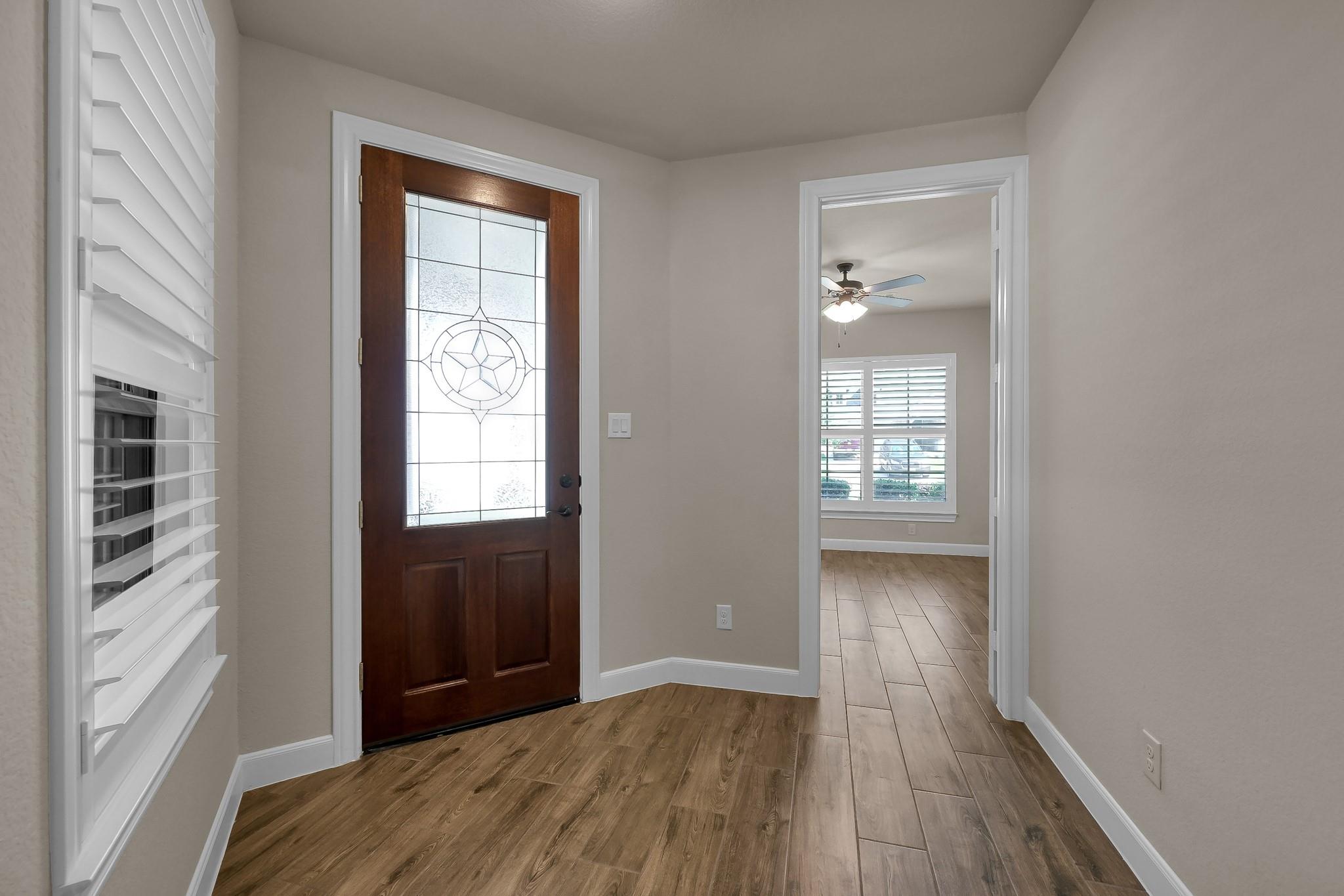 12121 Creekside Villas Court Court