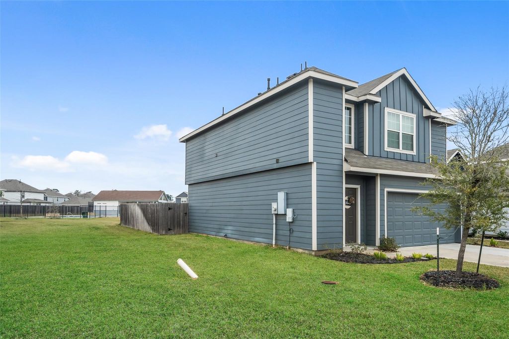 Photo of 2335 Mount Locke Path, Conroe, TX 77301 (MLS # 96365649)