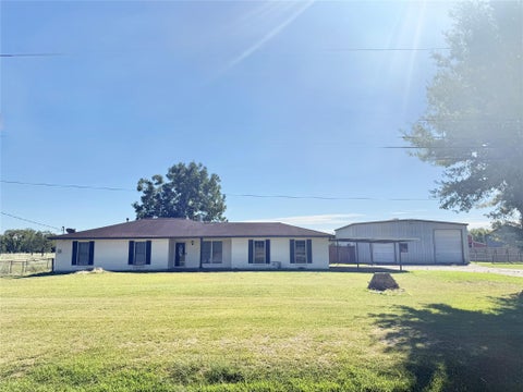Photo of 11500 N P Street, La Porte, TX 77571 (MLS # 18166777)