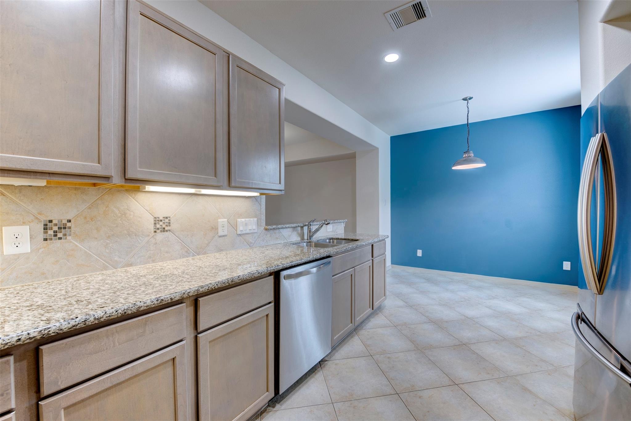 Houston, Texas 77040, United States, 3 Bedrooms Bedrooms, ,3 BathroomsBathrooms,Residential,Active,205582