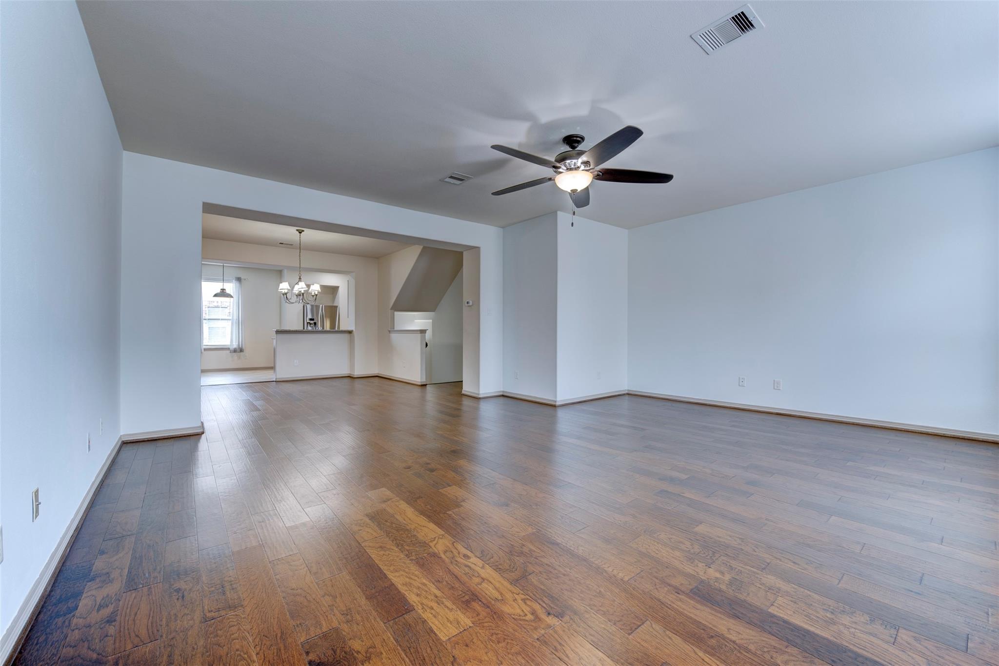 Houston, Texas 77040, United States, 3 Bedrooms Bedrooms, ,3 BathroomsBathrooms,Residential,Active,205582