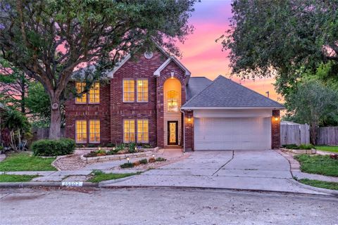 Photo of 15502 Contender Lane, Friendswood, TX 77546 (MLS # 9976902)