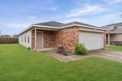 Photo of 1722 Ramsay Way, Houston, TX 77051 (MLS # 94938683)