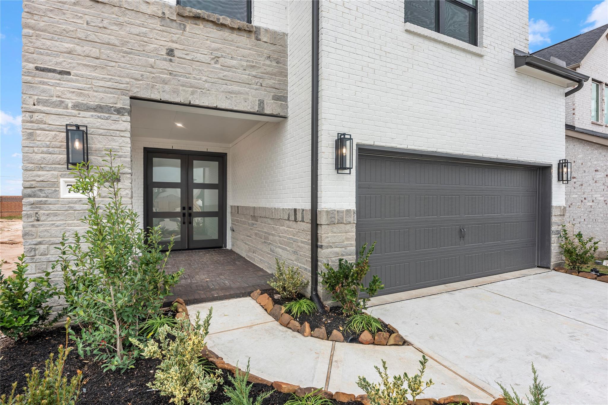 7819 Clover Gully Lane