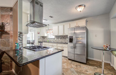 Photo of 1920 Lazy Creek Lane, Pearland, TX 77581 (MLS # 16533635)