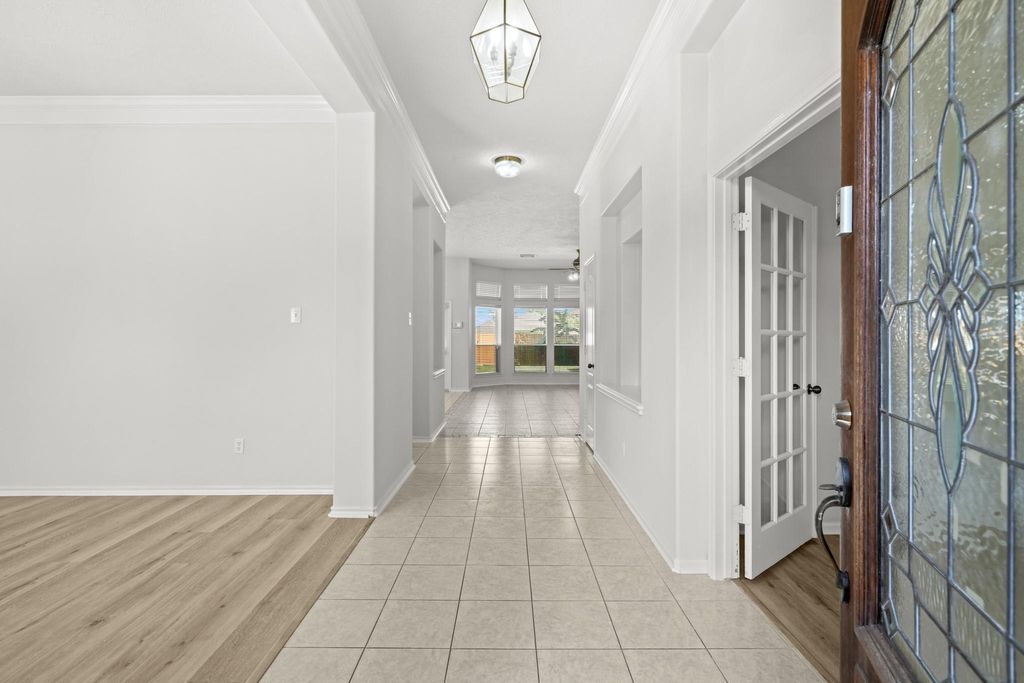 Photo of 2415 Wyckchester Drive, Pearland, TX 77584 (MLS # 87329752)