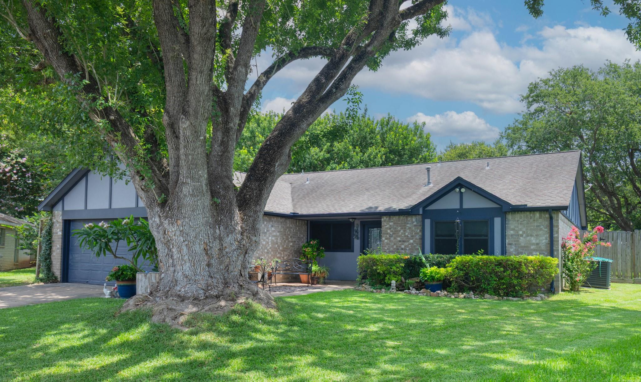1802 Settlers Court