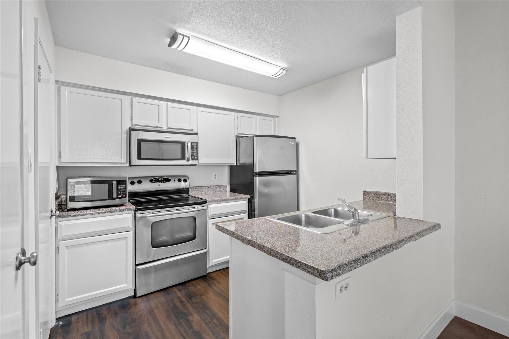3900 Woodchase Drive 162