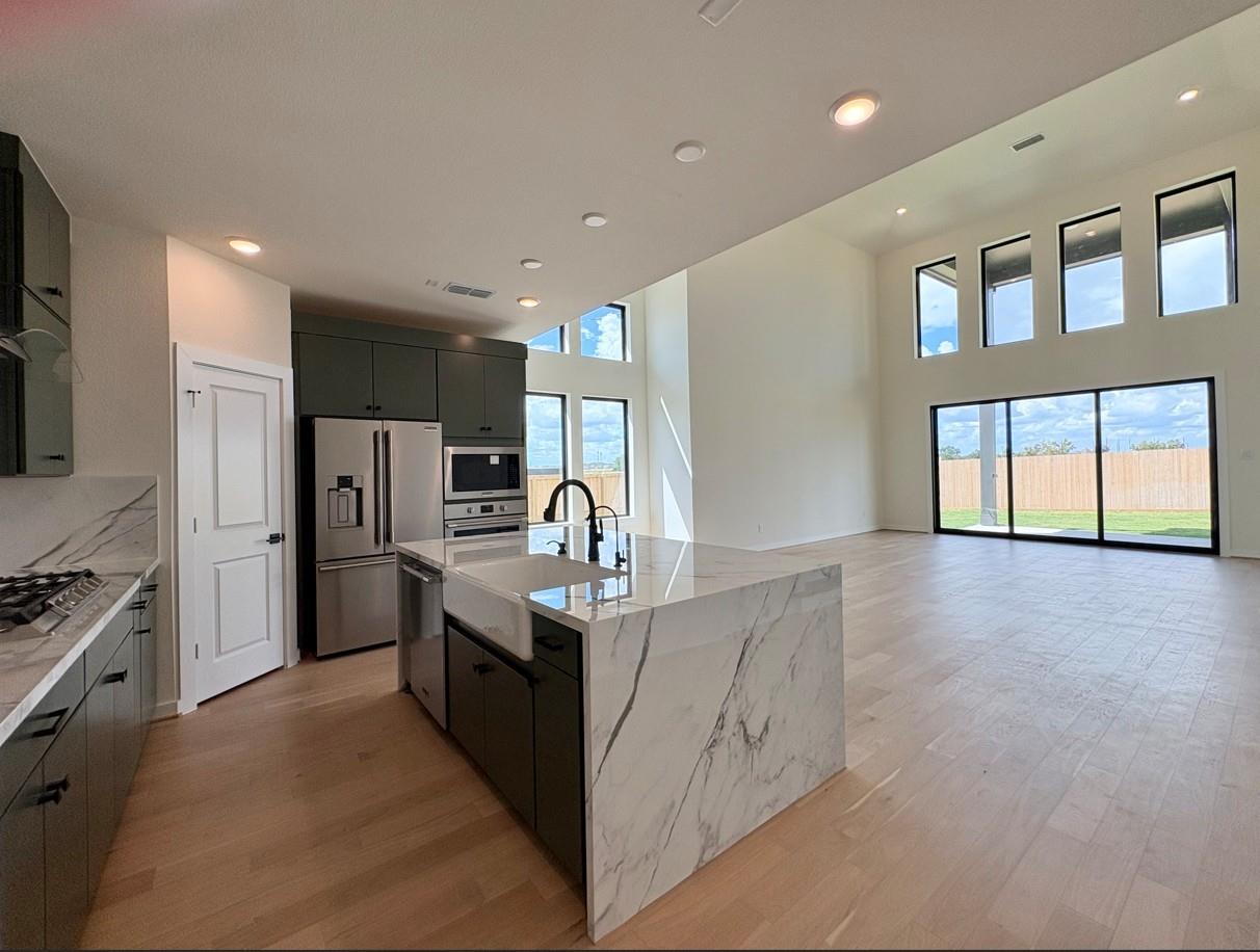 422 Apple Core Way
