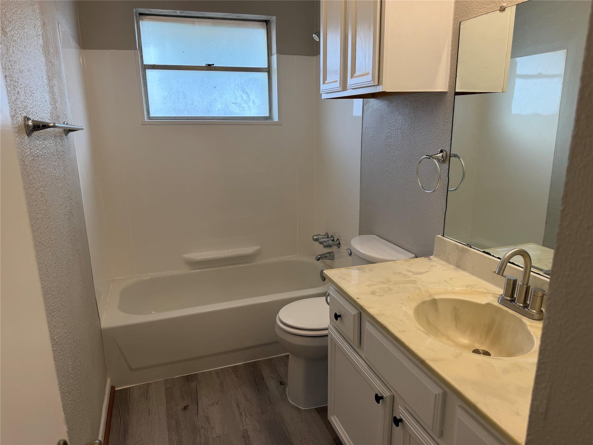 3320 Burke Road 54