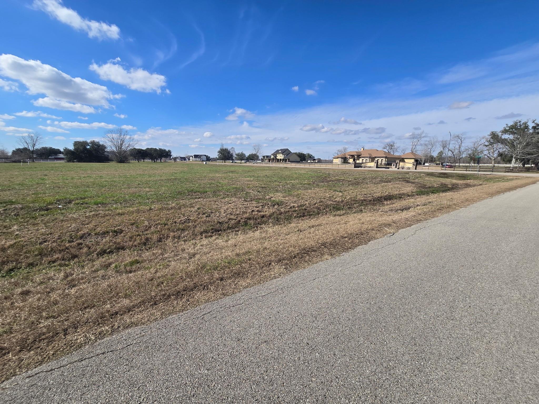 2803 Pearce Meadow