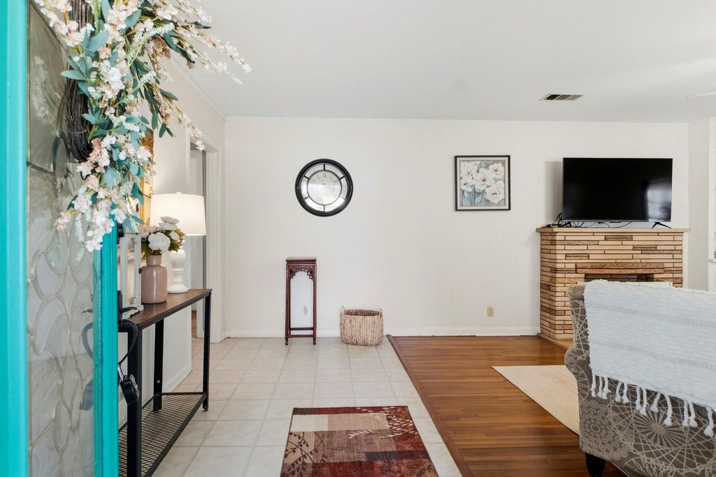 Photo of 111 Circle Drive, Cleveland, TX 77327 (MLS # 63372708)