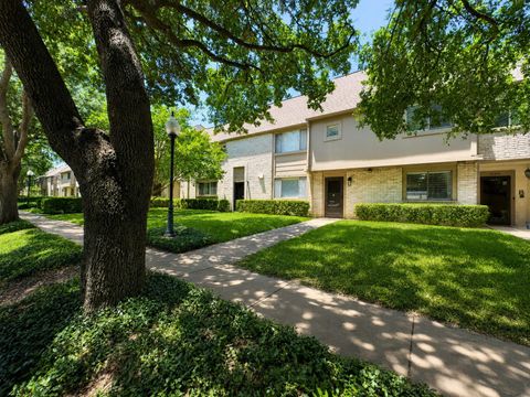 Photo of 15312 Falmouth Avenue #406, Houston, TX 77084 (MLS # 82877419)