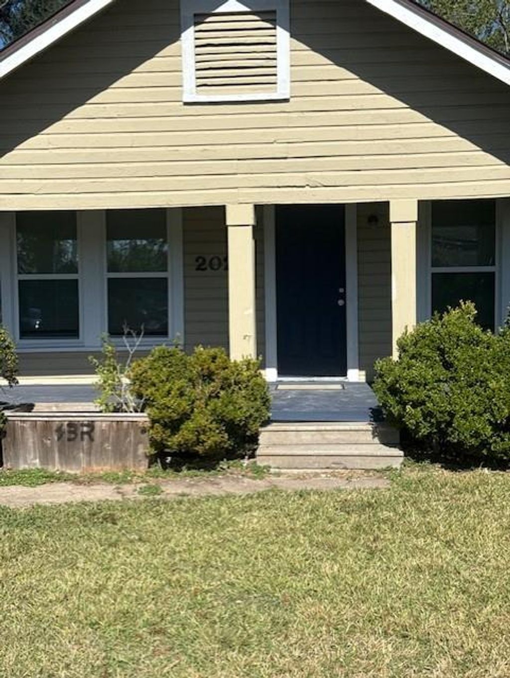 Photo of 2021 Eubanks Street, Houston, TX 77093 (MLS # 16470176)