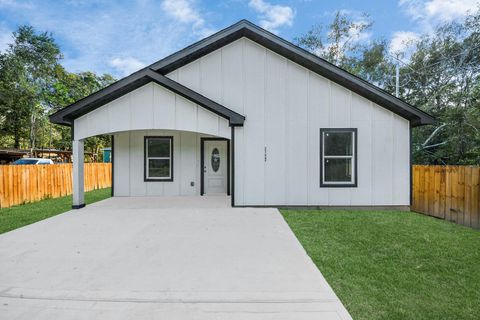 Photo of 27090 Diamond C Road, Splendora, TX 77372 (MLS # 44134983)