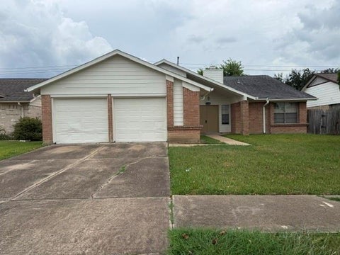 Homes For Rent - 11323 Mulholland Dr Dr<br/> Stafford, TX 77477