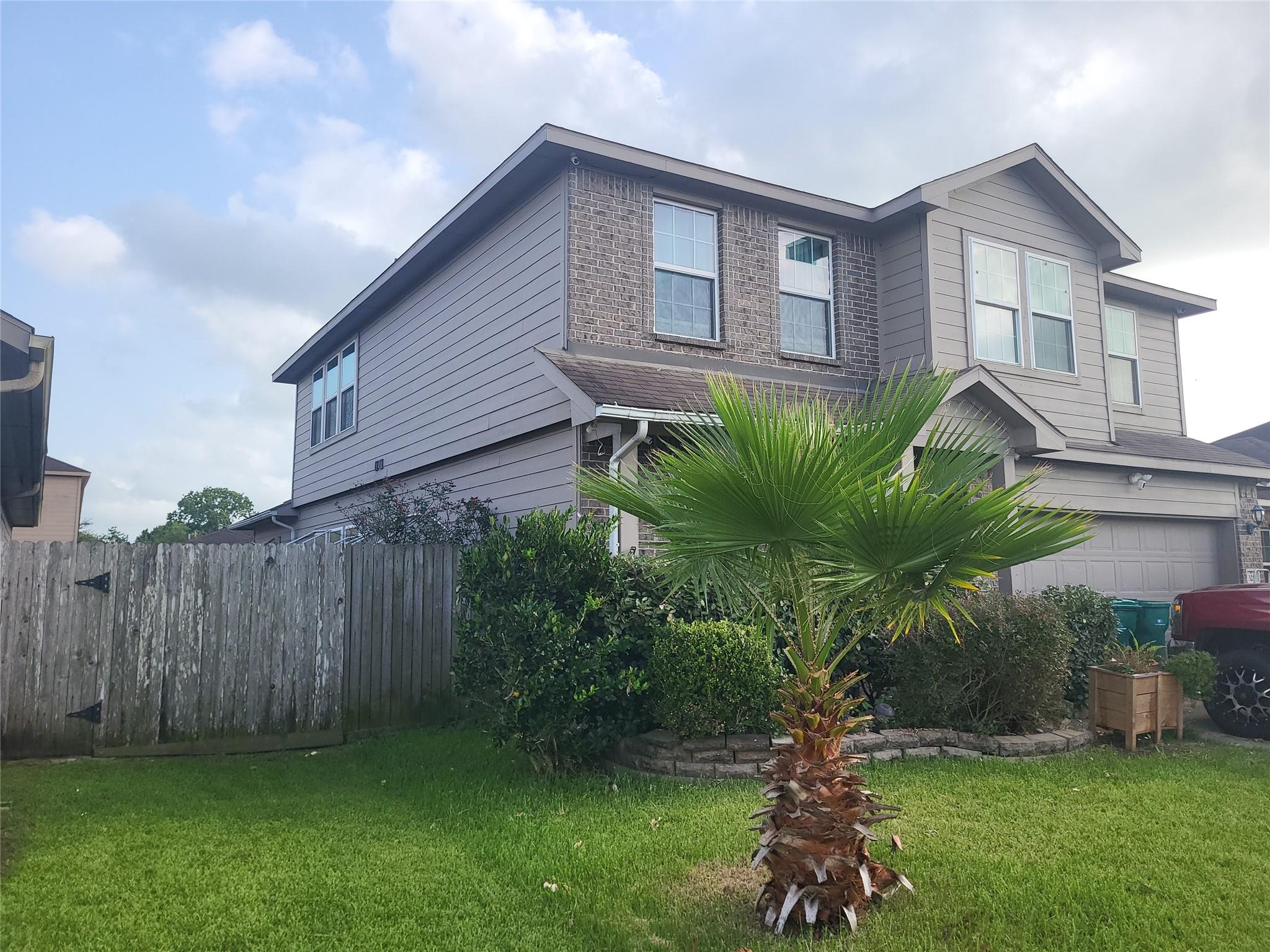 321 Turquoise Trade Dr Drive N