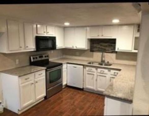 Photo of 610 Church Street, Galveston, TX 77550 (MLS # 52634093)