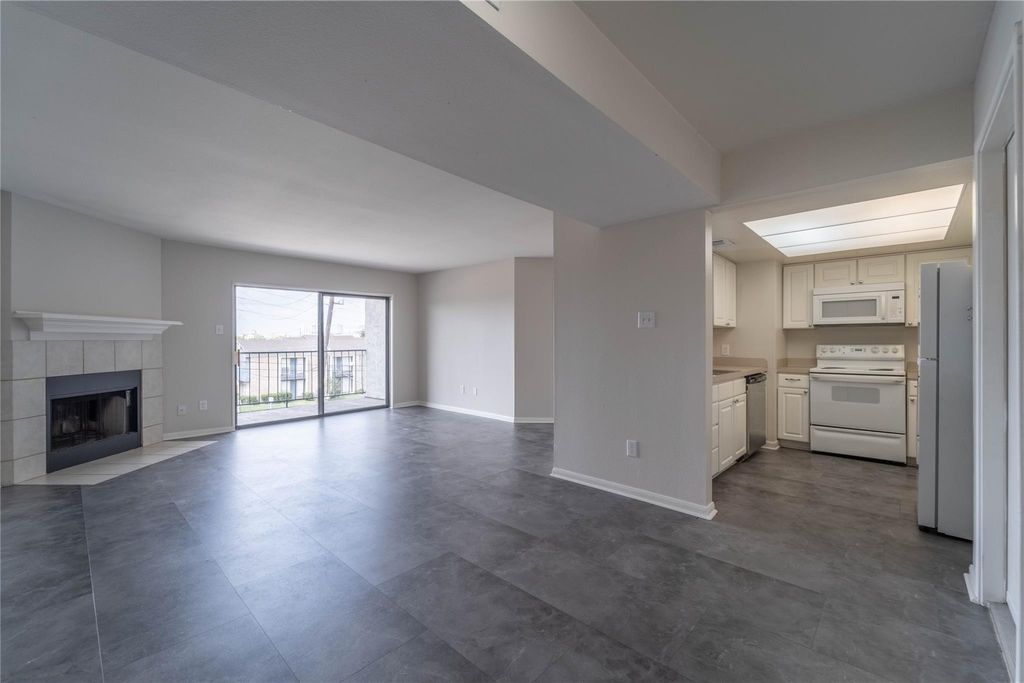 Photo of 2824 S Bartell Drive #39, Houston, TX 77054 (MLS # 54616597)