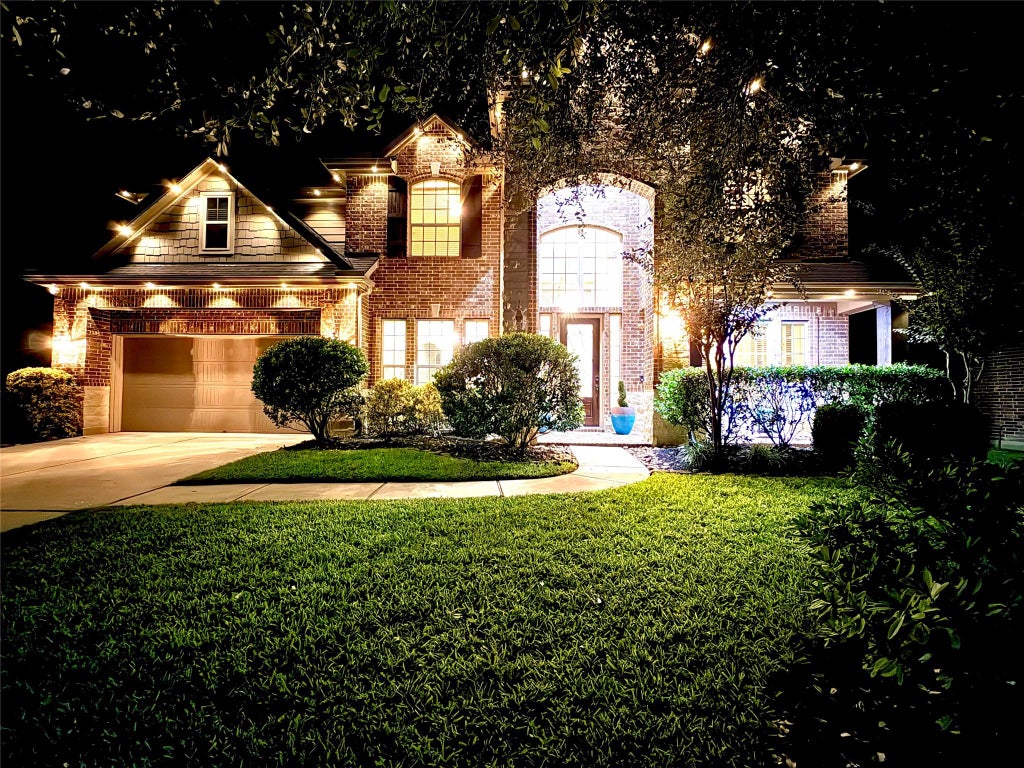 Photo of 119 Finchfield Place, Montgomery, TX 77316 (MLS # 96111363)