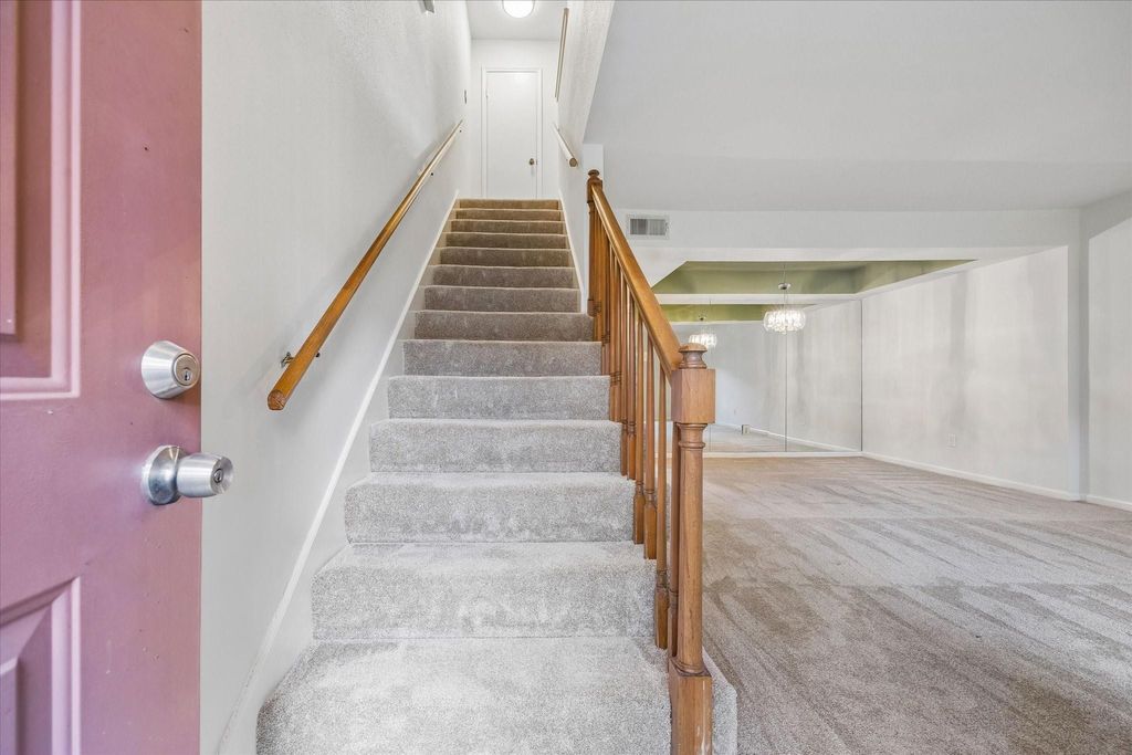 Photo of 9481 Fondren Road, Houston, TX 77074 (MLS # 31448415)