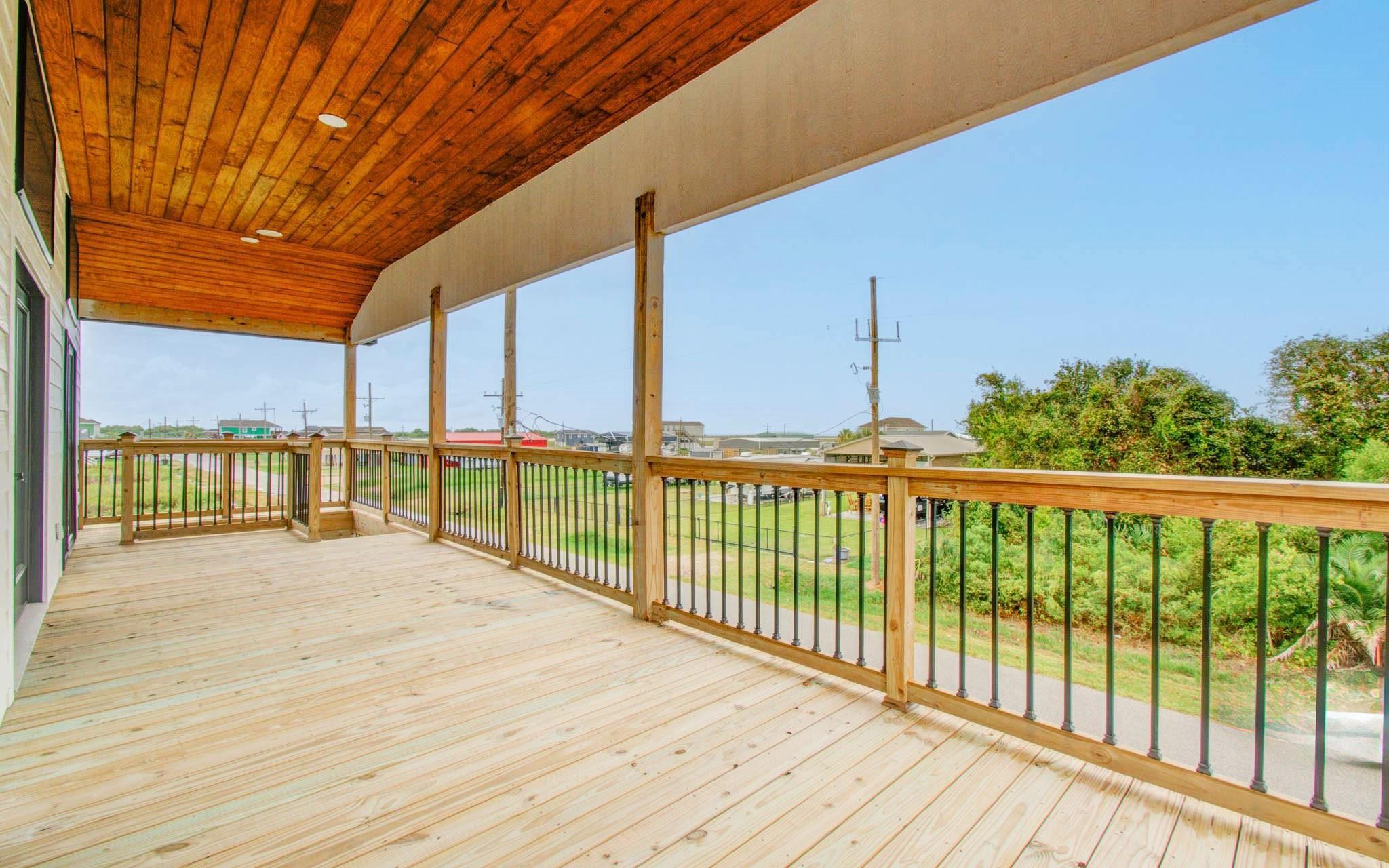 1211 W Canal