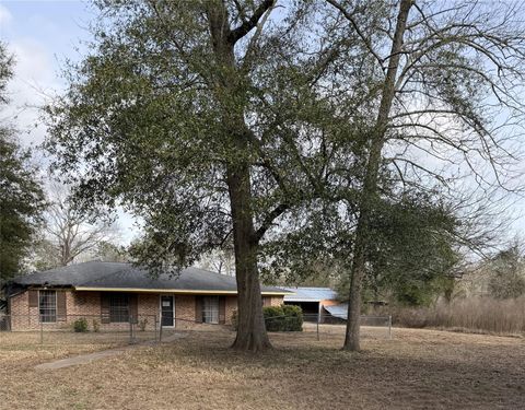 Photo of 274 County Road 3375, Cleveland, TX 77327 (MLS # 67837026)