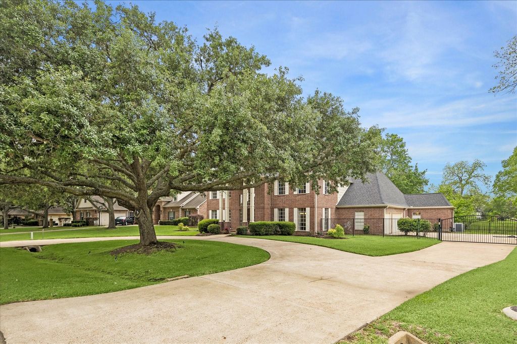 Photo of 5107 Westerdale Drive, Fulshear, TX 77441 (MLS # 16180398)