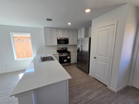 Tiny photo for 9315 Dazzling Tentacle Drive, Baytown, TX 77521 (MLS # 65183526)