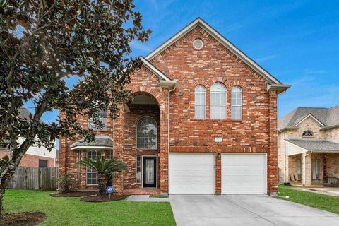 Photo of 2704 Sunnyside Lane, Pearland, TX 77584 (MLS # 80976890)