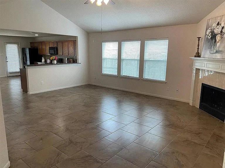 6022 Indian Creek