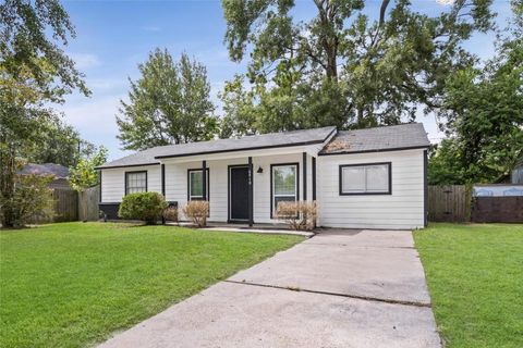 6410 Hartwick Road Houston TX 77016