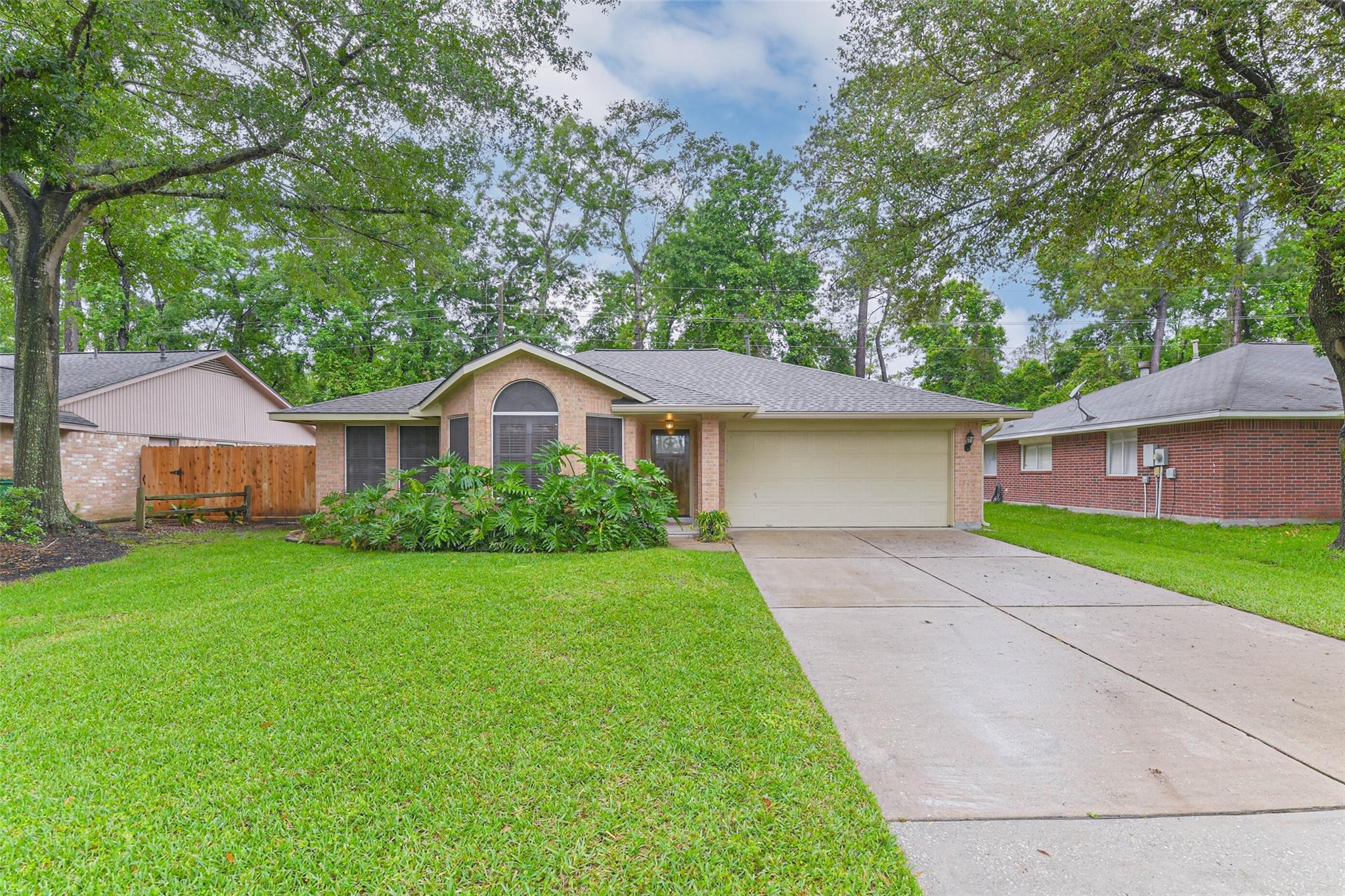 4111 Hermitage Hollow Lane