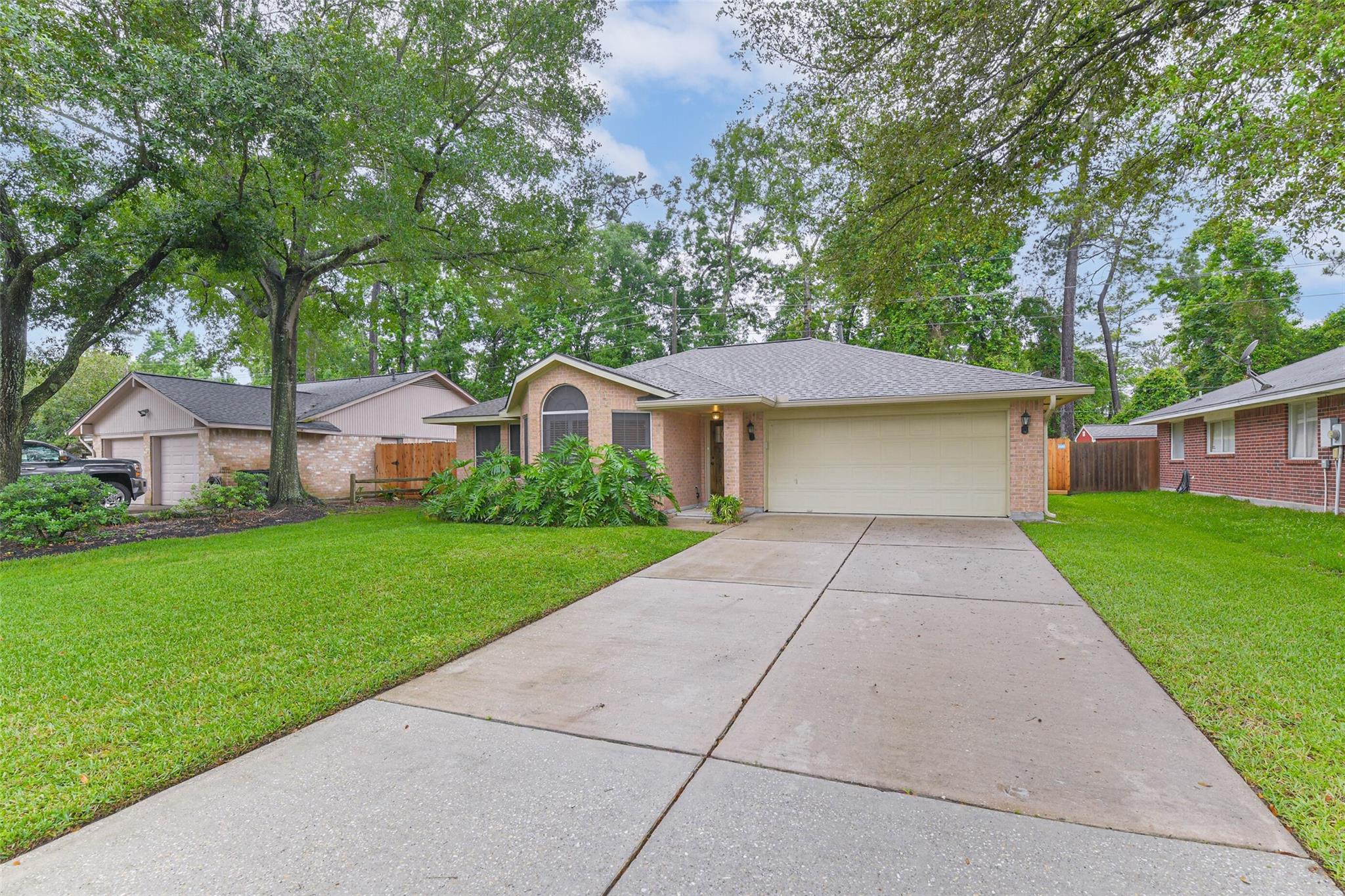 4111 Hermitage Hollow Lane