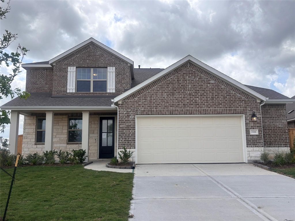 Photo of 7719 Jade Crest Drive, Angleton, TX 77515 (MLS # 61729645)