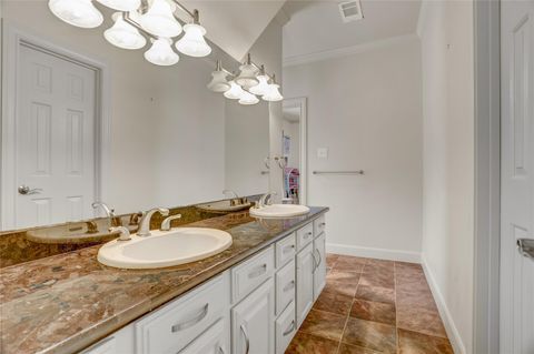 Tiny photo for 18 Dartmoor Court, Sugar Land, TX 77479 (MLS # 84297187)
