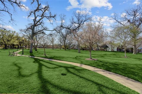 Tiny photo for 18 Dartmoor Court, Sugar Land, TX 77479 (MLS # 84297187)