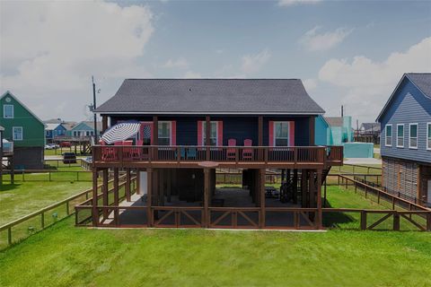 1922 Blue Water Highway Surfside Beach TX 77541