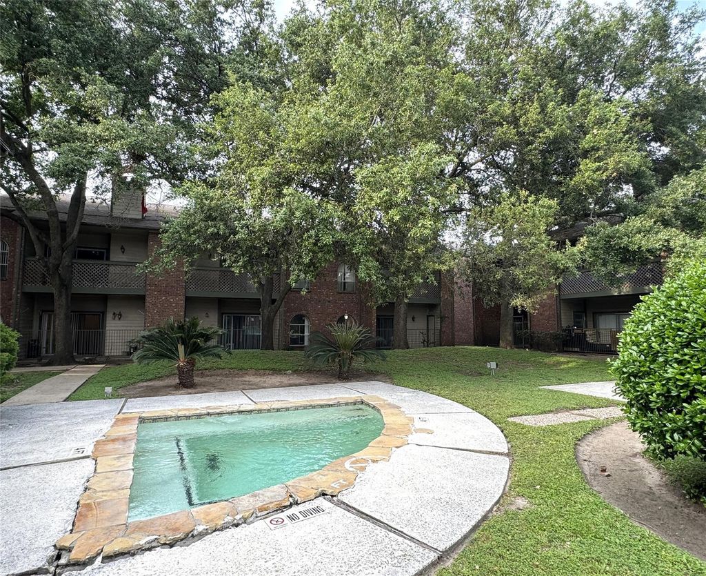 Photo of 6500 Harbor Town Drive #3408, Houston, TX 77036 (MLS # 27749515)