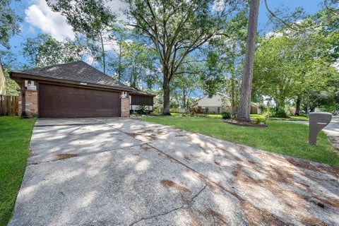 Photo of 17306 Beaver Springs Drive, Houston, TX 77090 (MLS # 15913444)